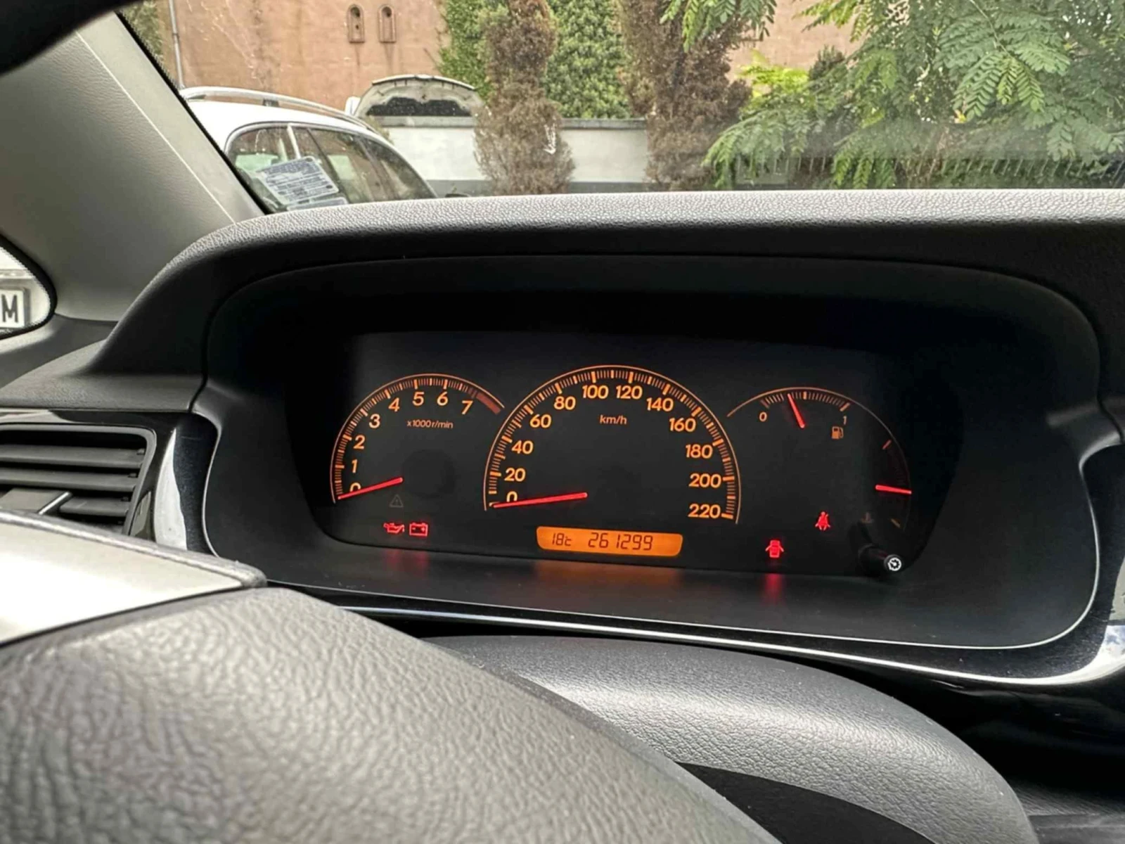 Honda Fr-v 1.7 i-VTEC - изображение 9