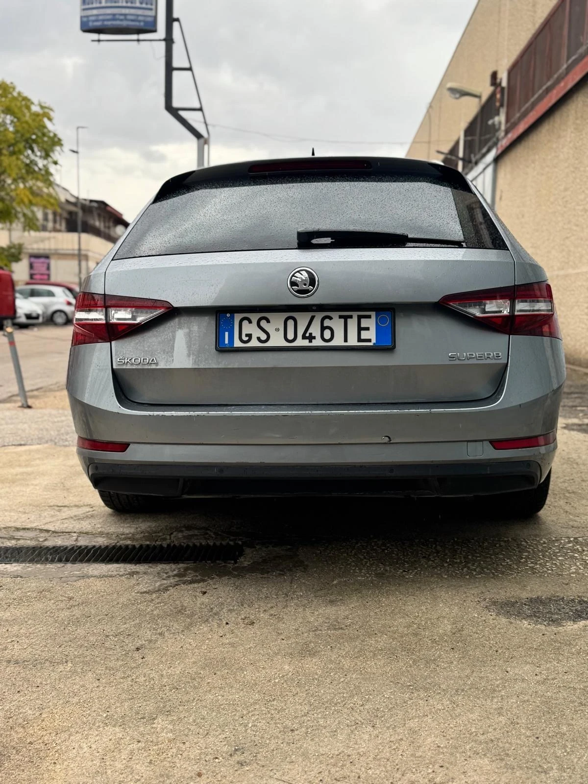 Skoda Superb  - изображение 2