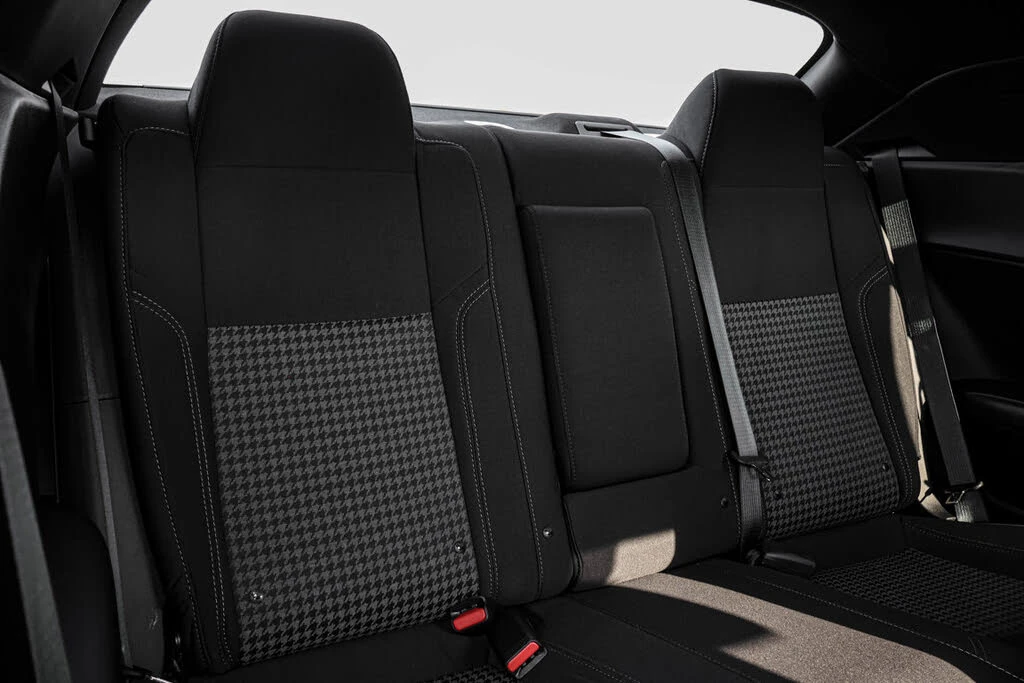 Dodge Challenger SXT* RWD* * (  ) | Mobile.bg   12