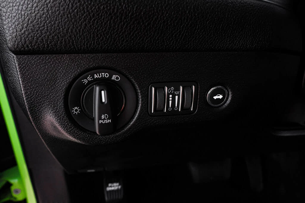 Dodge Challenger SXT* RWD* * (  ) | Mobile.bg   14