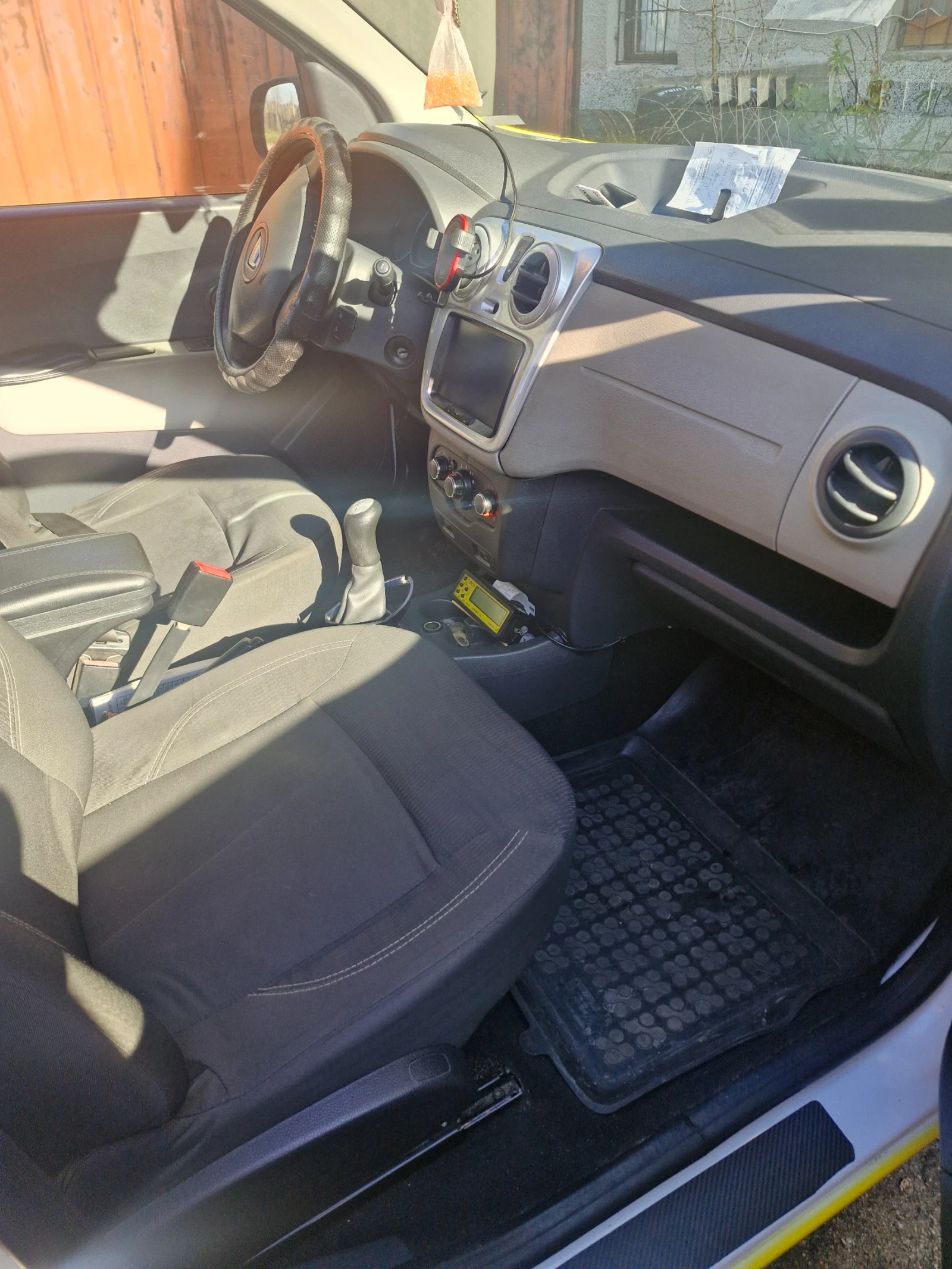 Dacia Lodgy 6+ 1 | Mobile.bg � ����������� 13