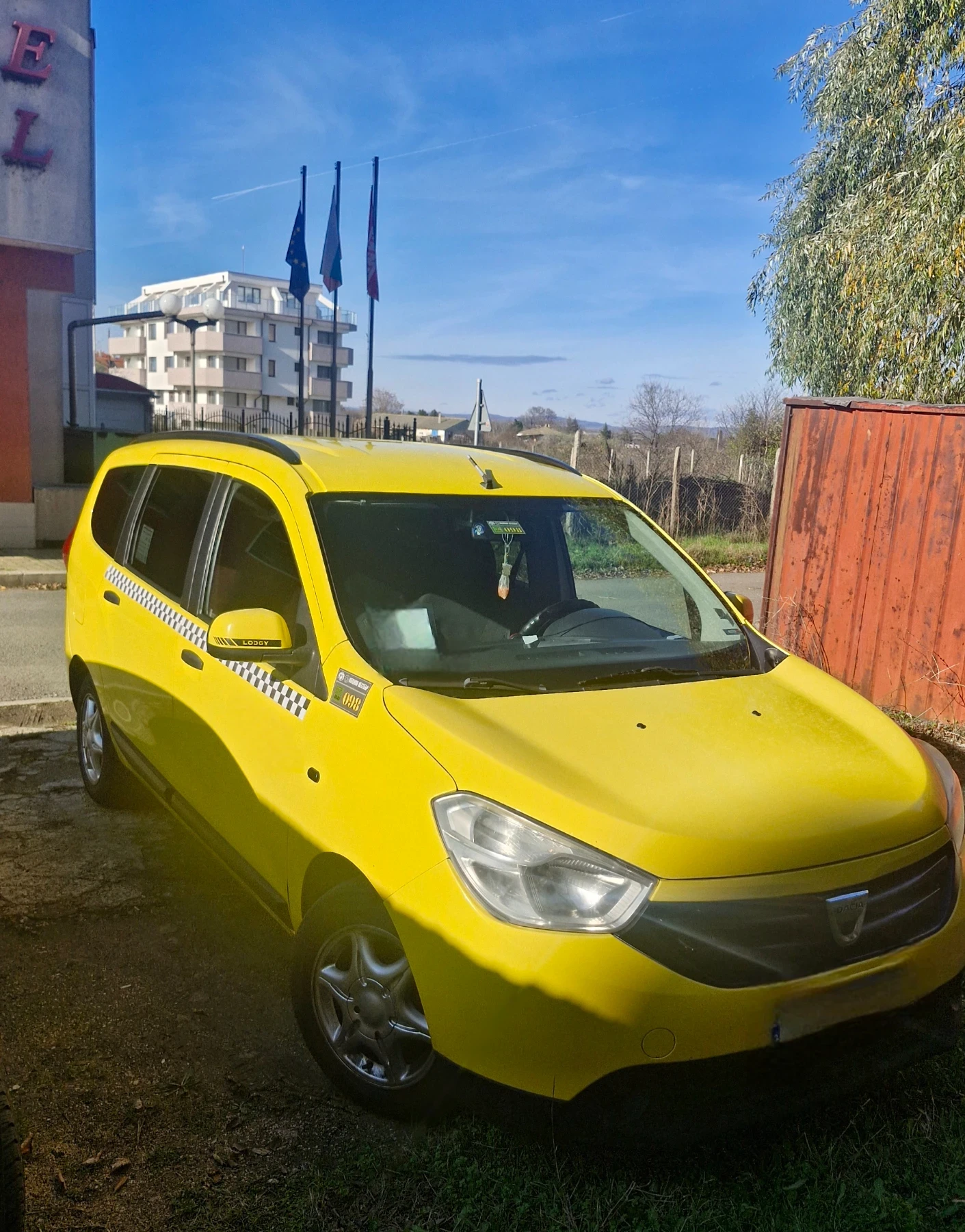 Dacia Lodgy 6+ 1 | Mobile.bg � ����������� 1