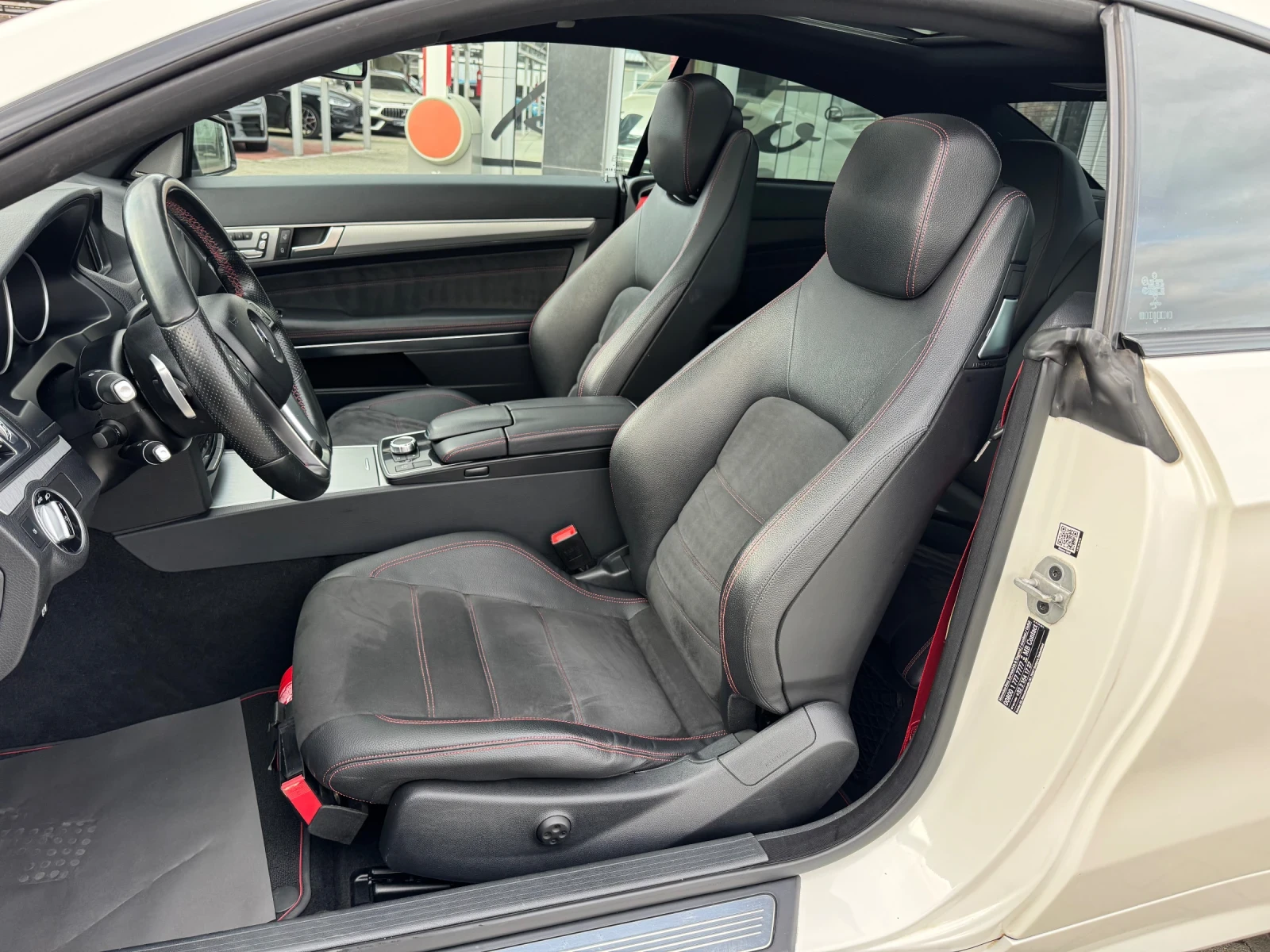 Mercedes-Benz E 350 D#AMG#9G-TR#DESIGNO#ALCANTARA#PANO#360CAM#KEYLESS - изображение 9