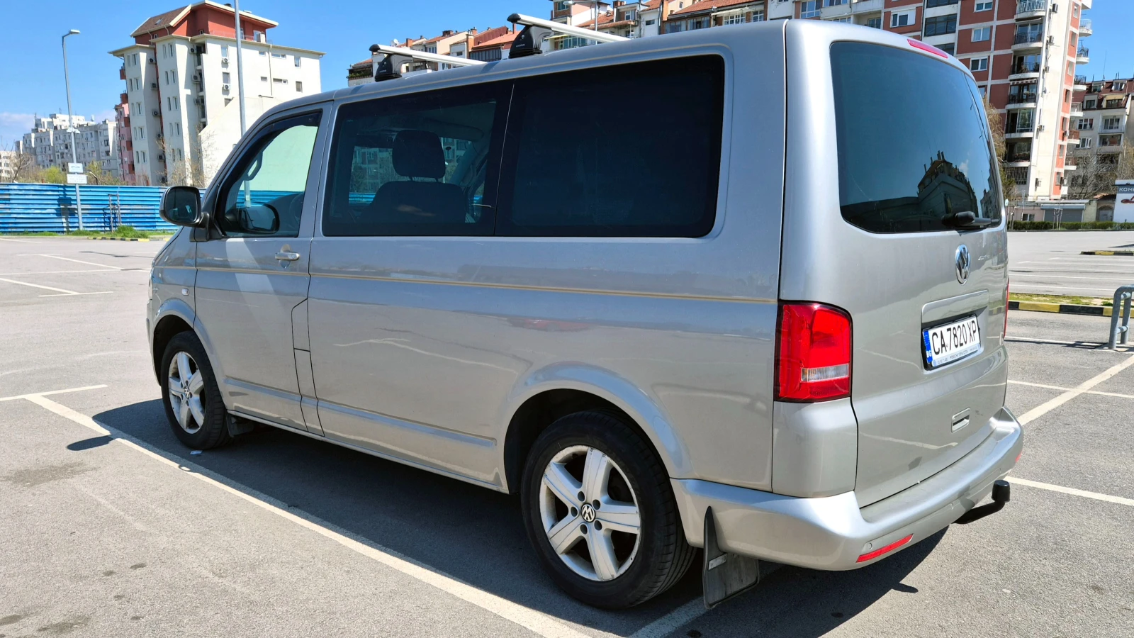 VW Multivan Т5.1 2.0 TDI, снимка 4 - Автомобили и джипове - 52944431