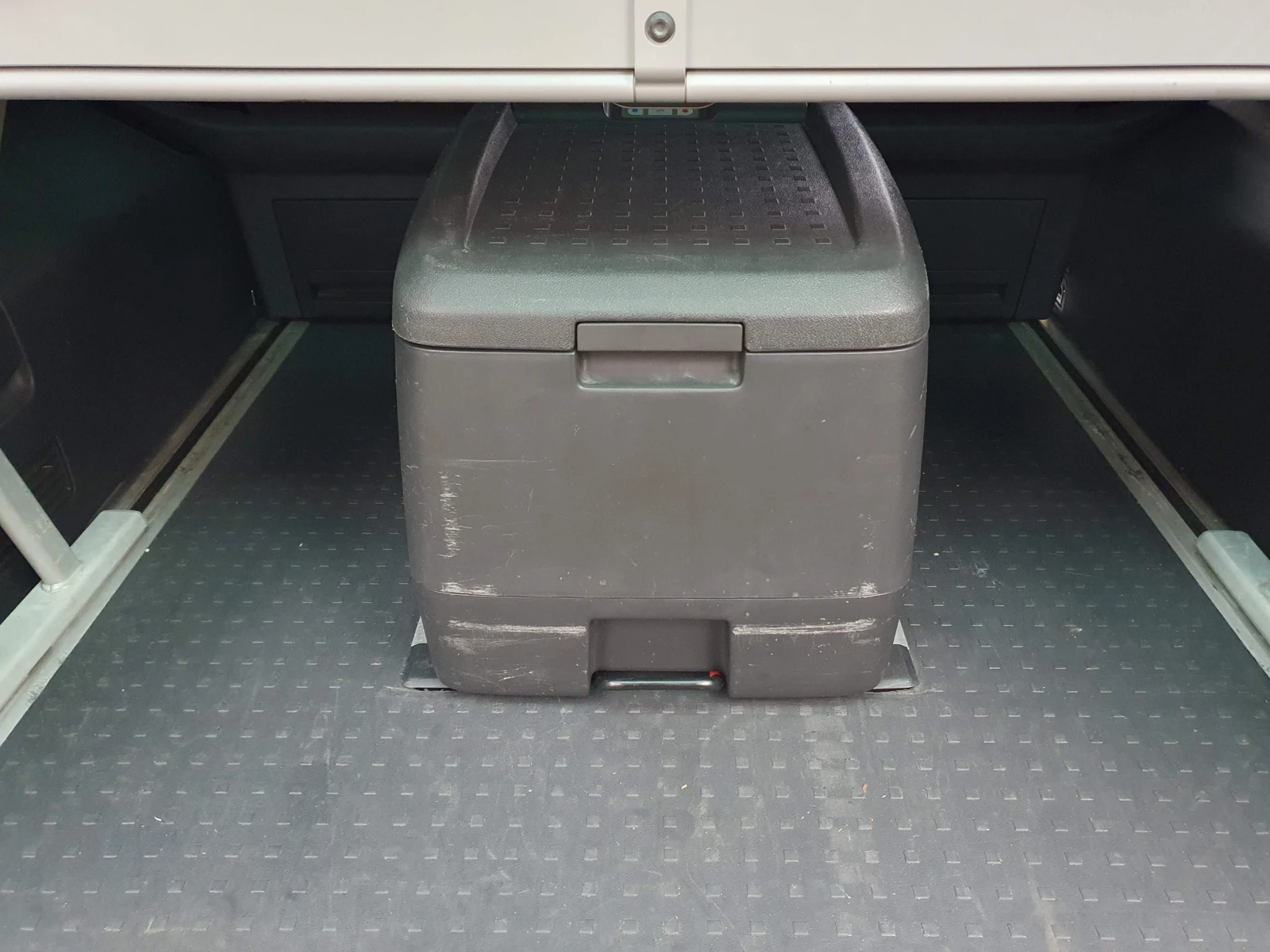 VW Multivan �5.1 2.0 TDI | Mobile.bg � ����������� 13