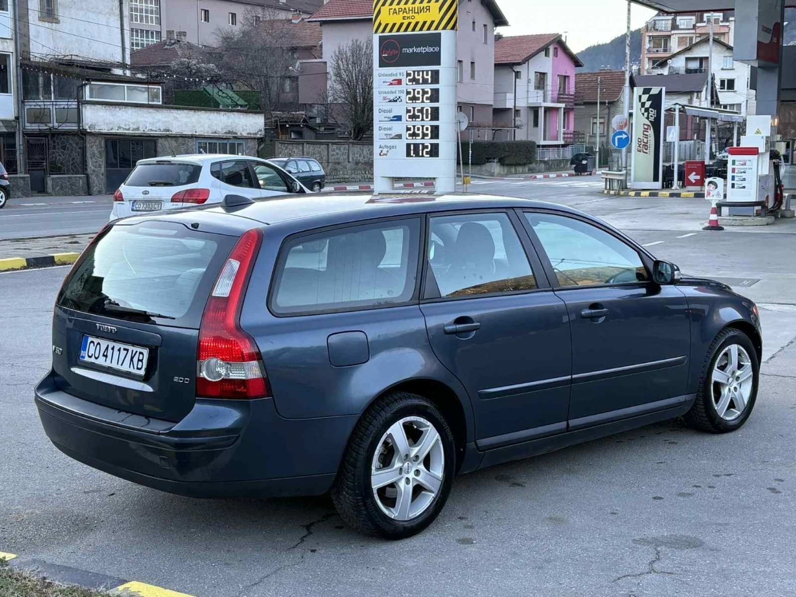 Volvo V50 2.0 - изображение 4