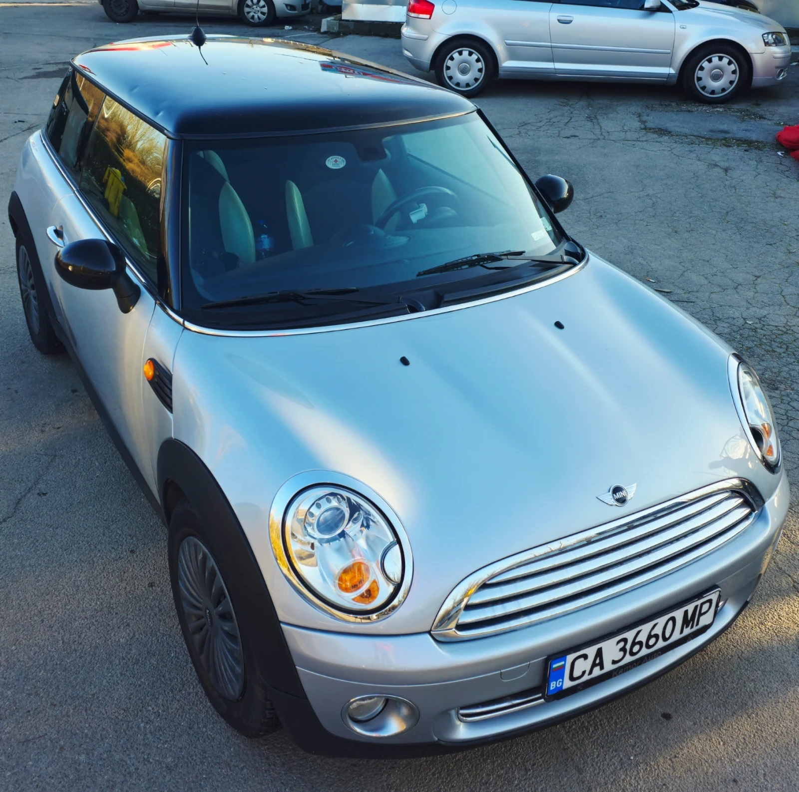 Mini Cooper AUTOMATIC 1.6 Бензин 85000км Летни/зимни гуми
