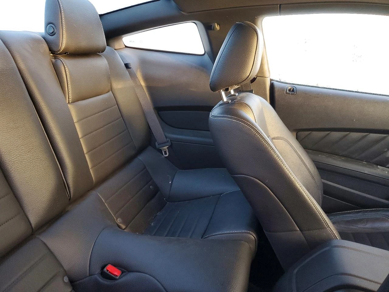 Ford Mustang 3.7l, снимка 10 - Автомобили и джипове - 53789945