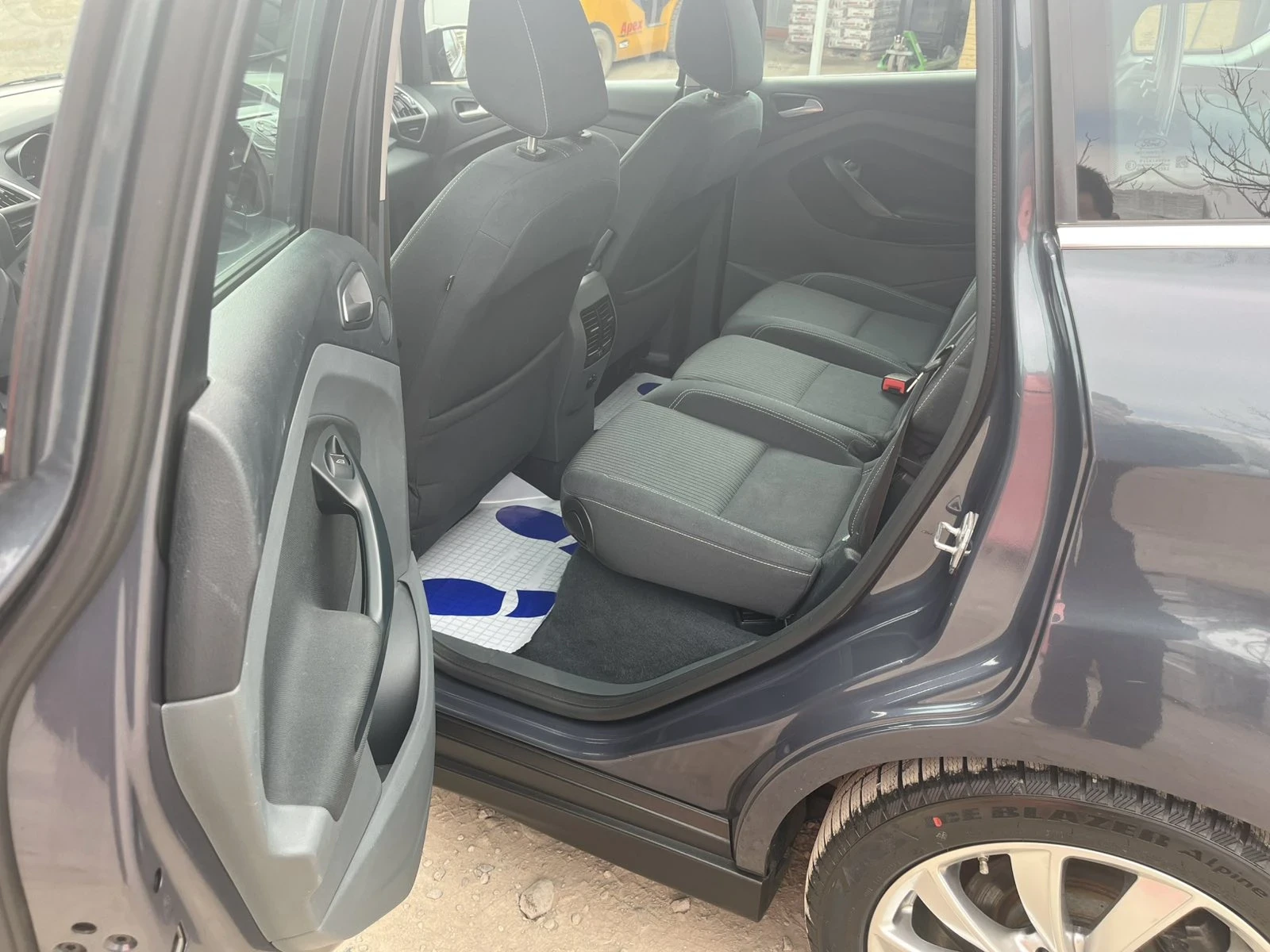 Ford C-max 2.0 tdci, снимка 15 - Автомобили и джипове - 53817615