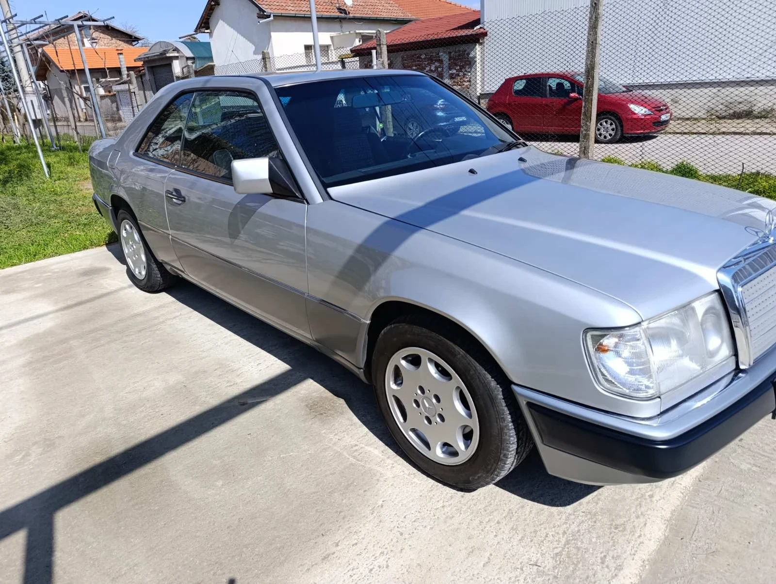 Mercedes-Benz 124, снимка 2 - Автомобили и джипове - 54220636