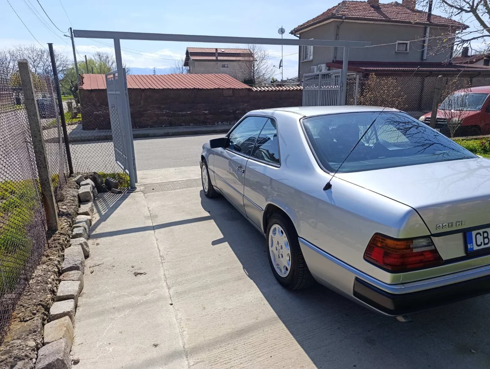 Mercedes-Benz 124, снимка 3 - Автомобили и джипове - 54220636