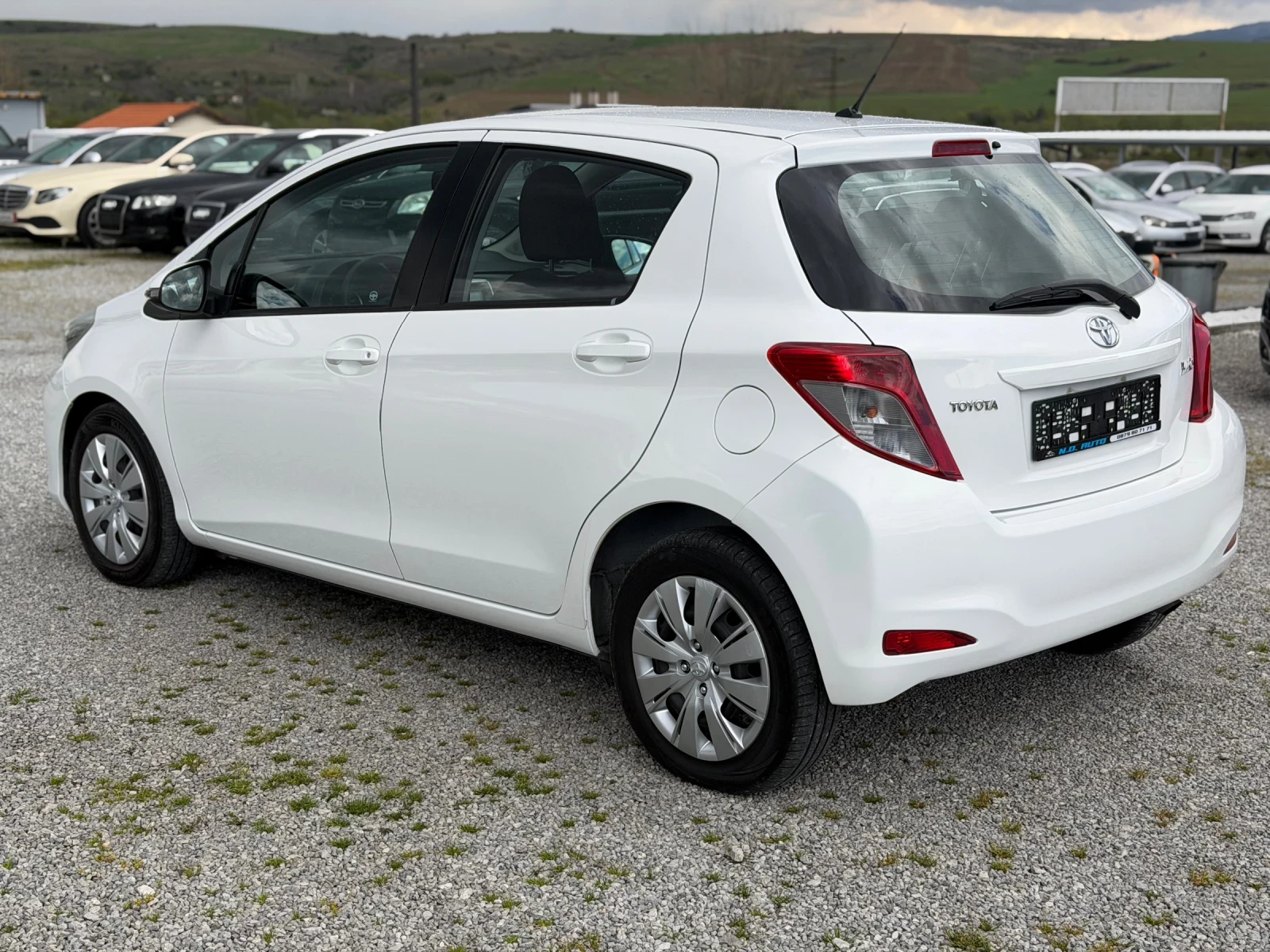 Toyota Yaris 1.4D-4D* , снимка 5 - Автомобили и джипове - 54243488
