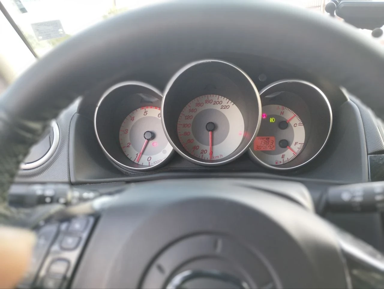 Mazda 3, снимка 10 - Автомобили и джипове - 54833591