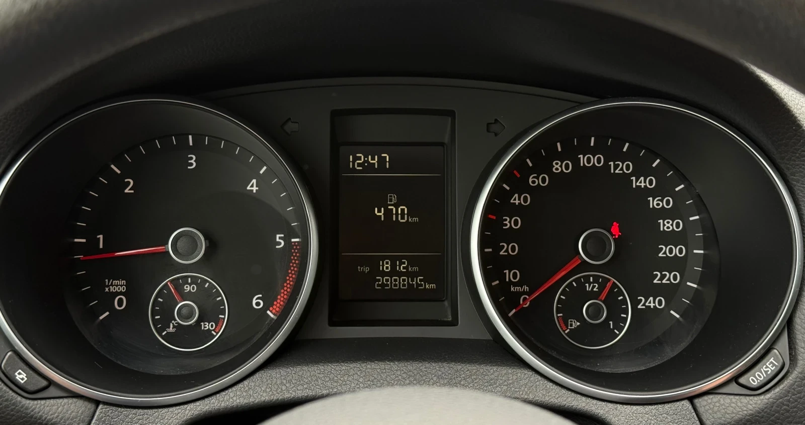 VW Golf 2.0 TDI * Black Edition* , снимка 12 - Автомобили и джипове - 55030851