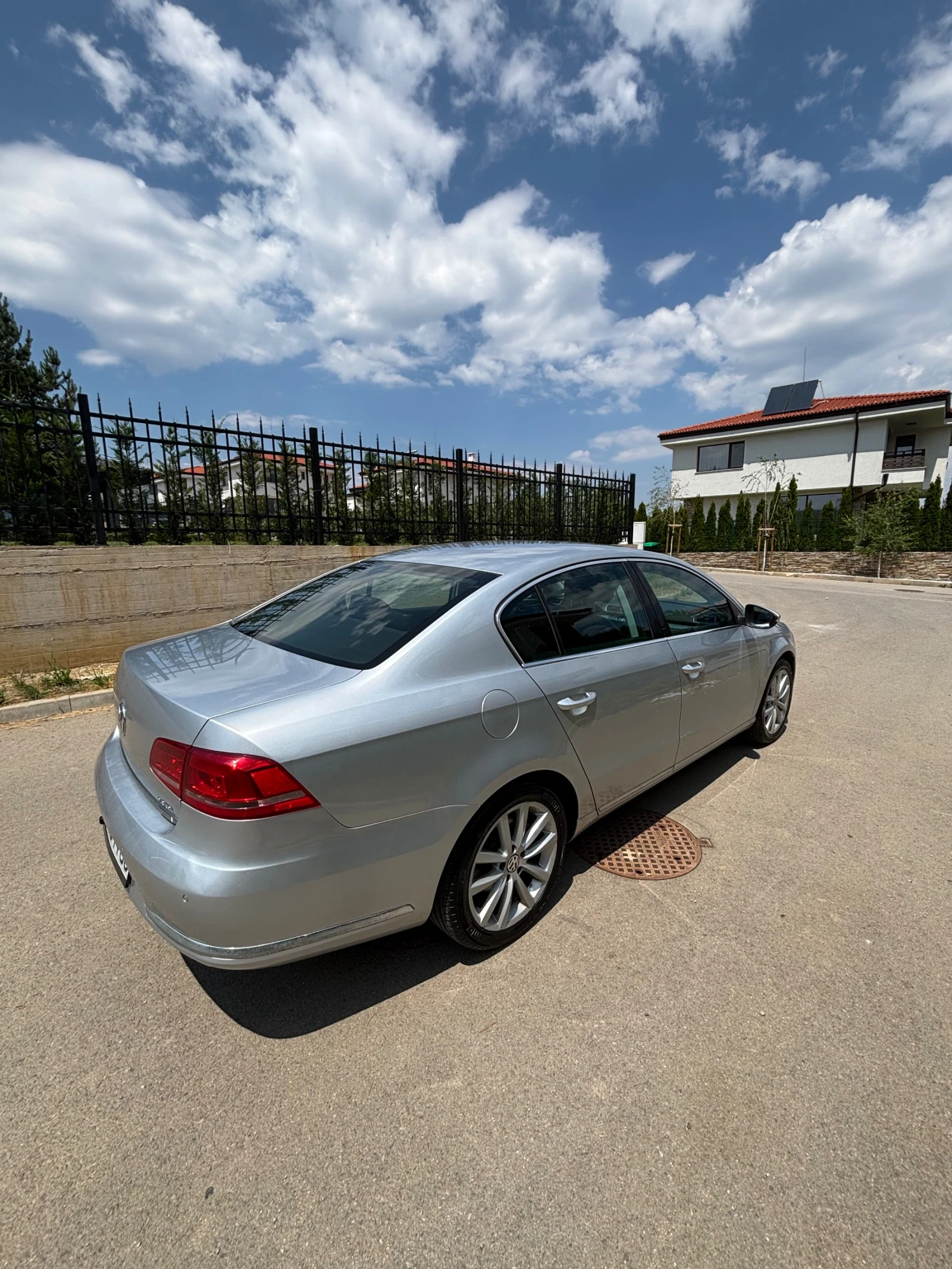VW Passat, снимка 4 - Автомобили и джипове - 55147977