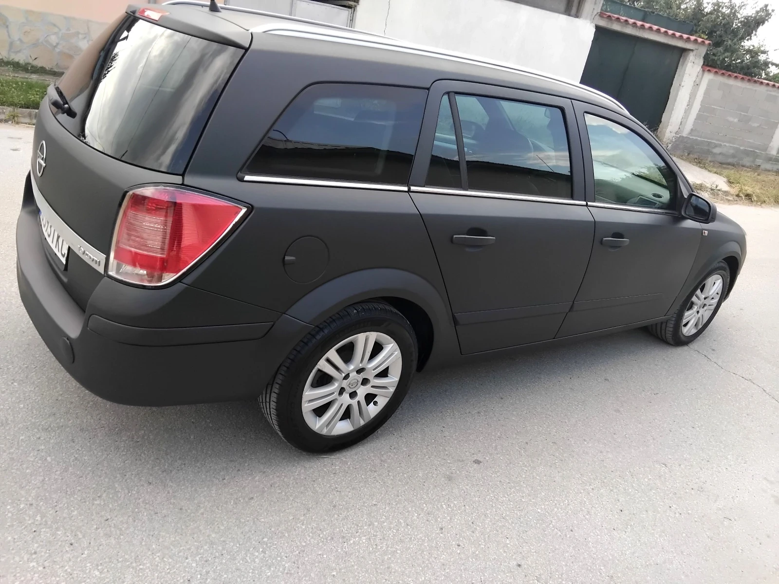 Opel Astra 1.9TDCI.2007г. AВТОМАТИК, снимка 11 - Автомобили и джипове - 55377125