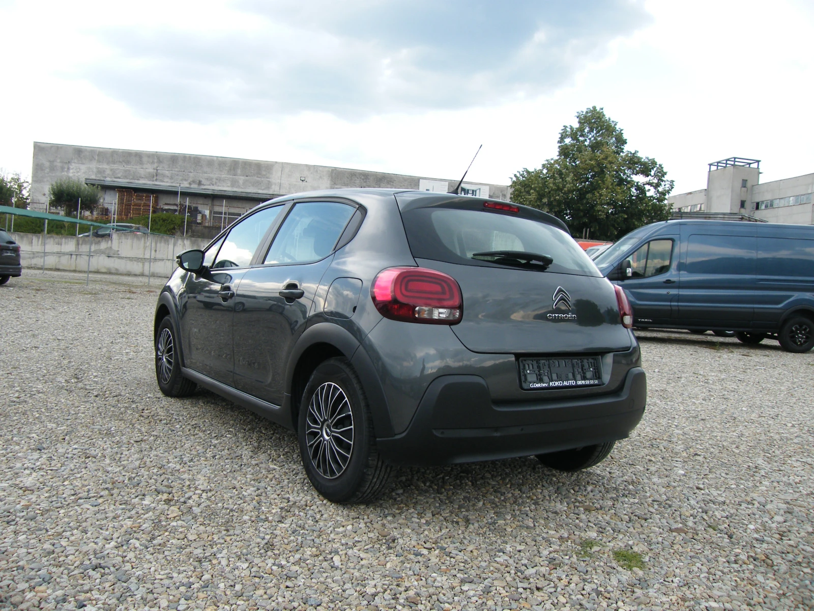 Citroen C3 1.2i EURO 6B, снимка 5 - Автомобили и джипове - 55927432