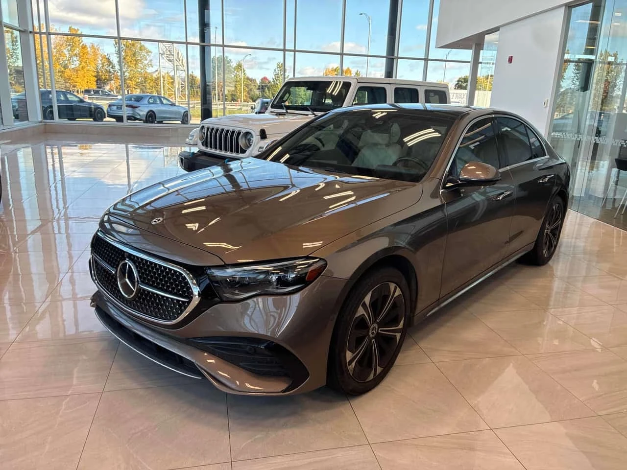 Mercedes-Benz E 450 * CARFAX * ����� �� ����������� | Mobile.bg � ����������� 2