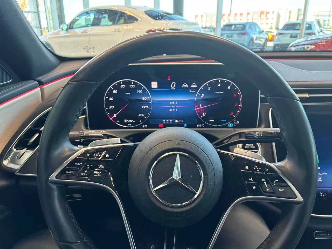 Mercedes-Benz E 450 * CARFAX * ����� �� ����������� | Mobile.bg � ����������� 12