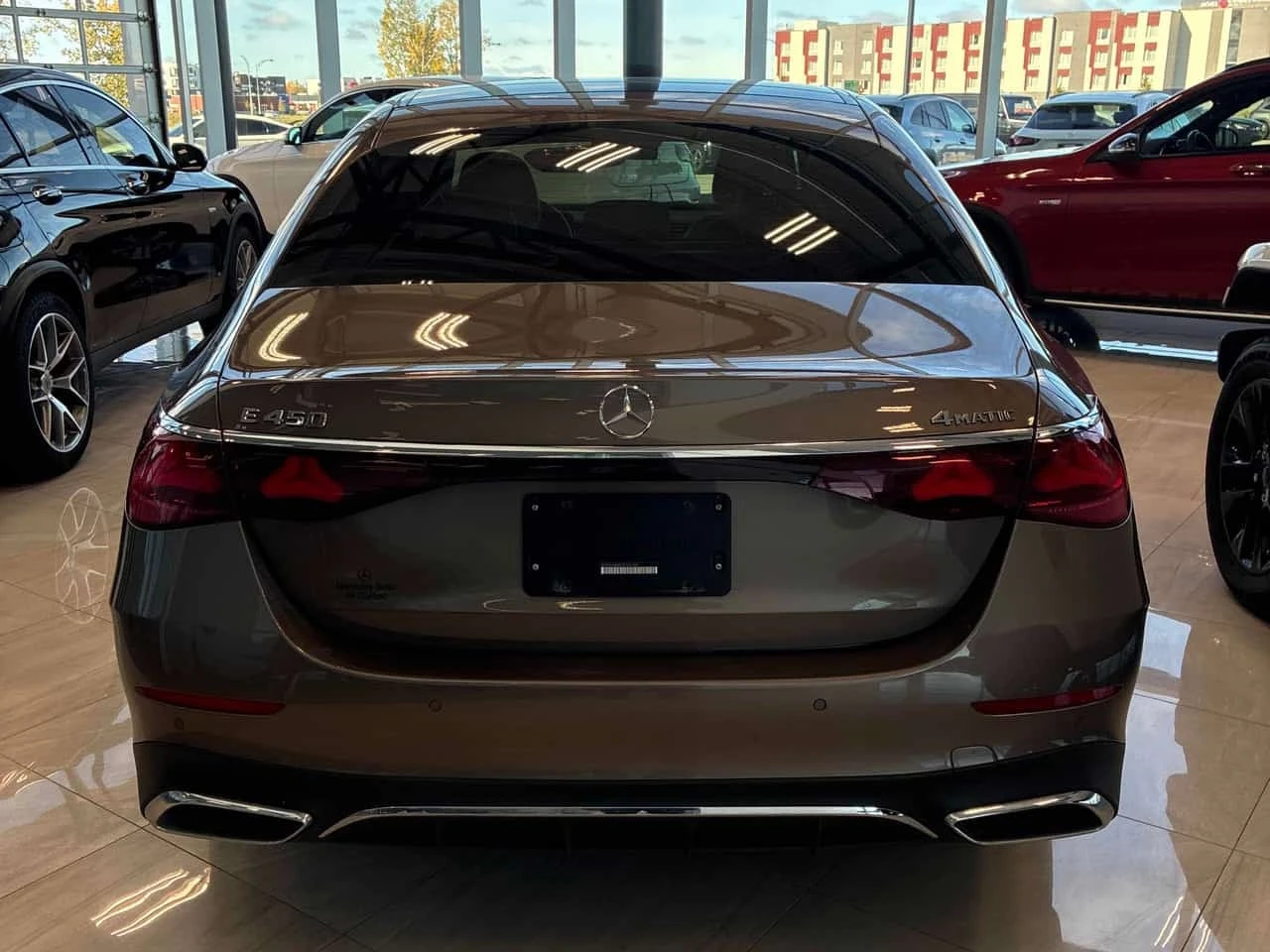 Mercedes-Benz E 450 * CARFAX * ����� �� ����������� | Mobile.bg � ����������� 4