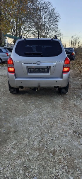 Hyundai Tucson 2.0 дизел 140к.с. 4х4, снимка 4