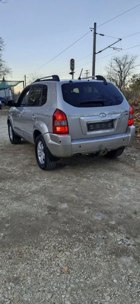 Hyundai Tucson 2.0 дизел 140к.с. 4х4, снимка 5