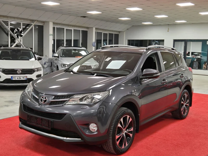 Toyota Rav4 2.2 D-4D / AWD / Блокаж / Топ състояние , снимка 3 - Автомобили и джипове - 49282335