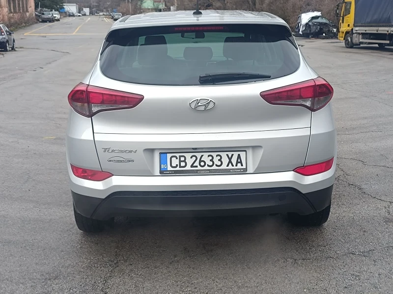 Hyundai Tucson 2.0 GDI , снимка 4 - Автомобили и джипове - 53562223