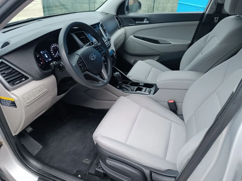 Hyundai Tucson 2.0 GDI , снимка 9 - Автомобили и джипове - 53562223