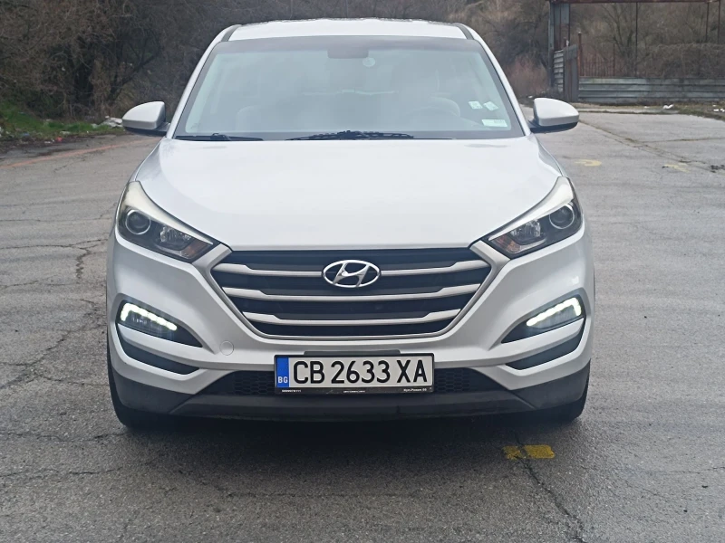 Hyundai Tucson 2.0 GDI , снимка 8 - Автомобили и джипове - 53562223
