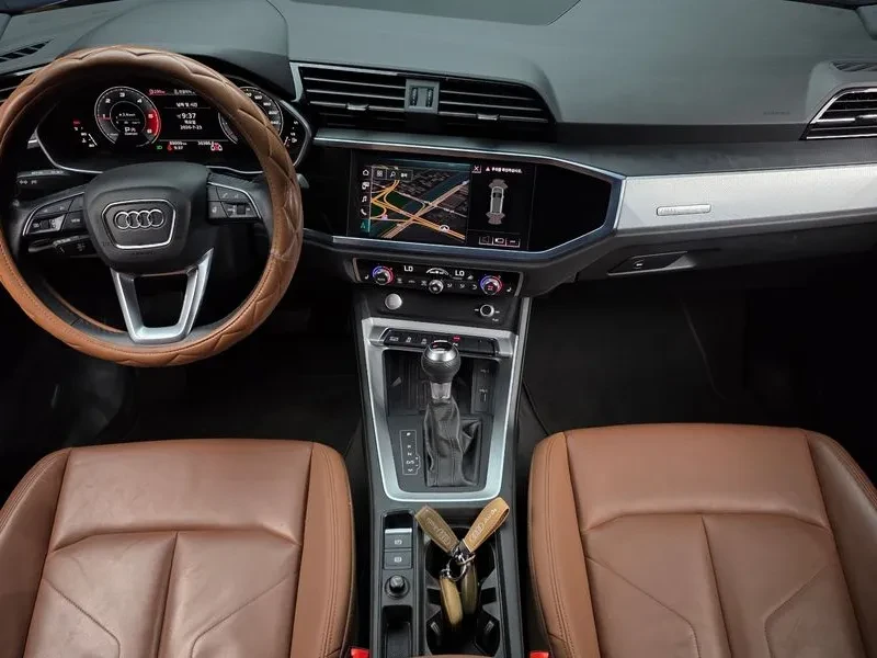 Audi Q3 35 Tdi Premium, снимка 7 - Автомобили и джипове - 55929145