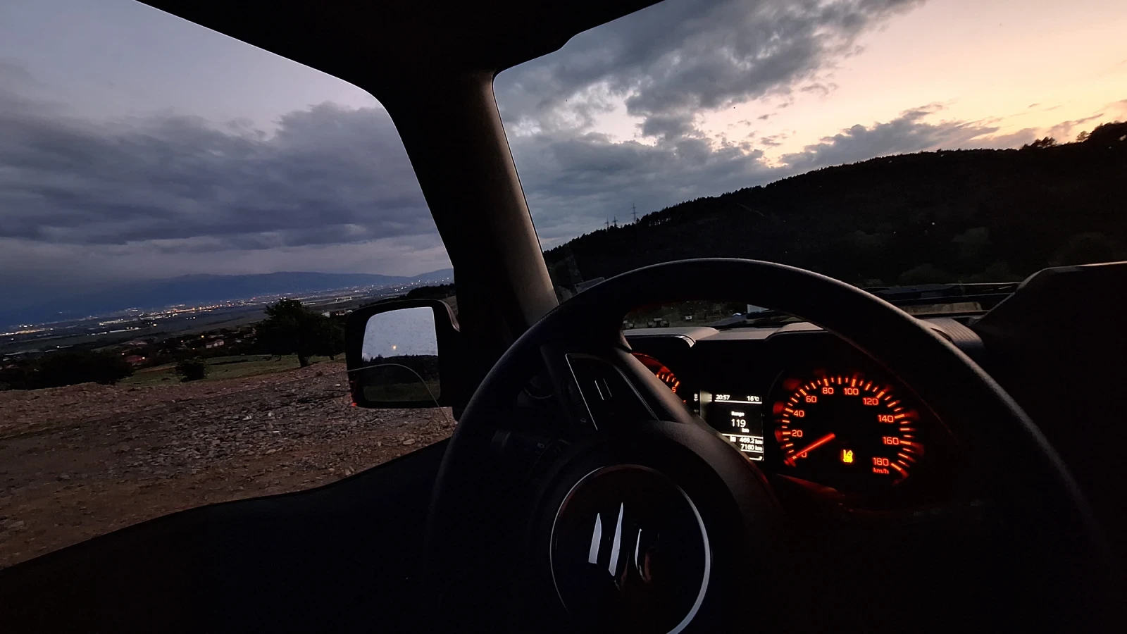 Suzuki Jimny  - изображение 8