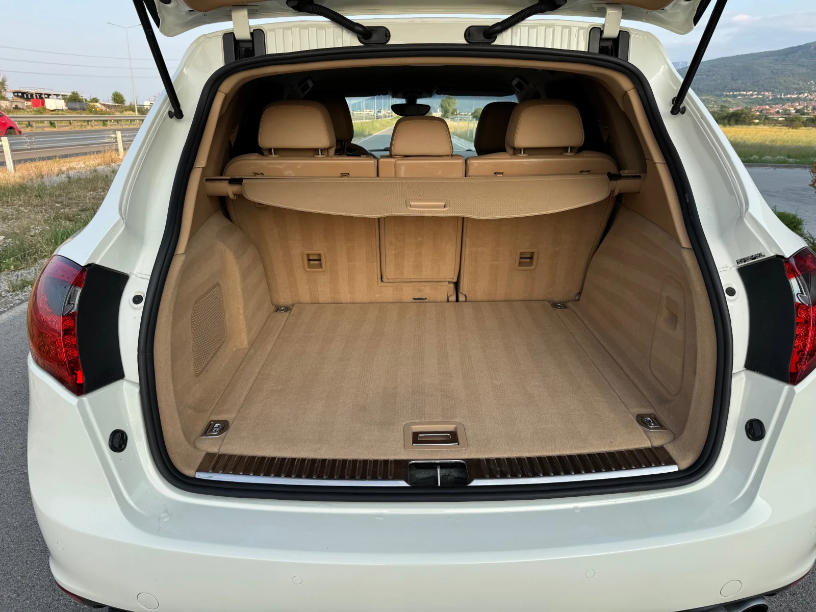 Porsche Cayenne  - изображение 9