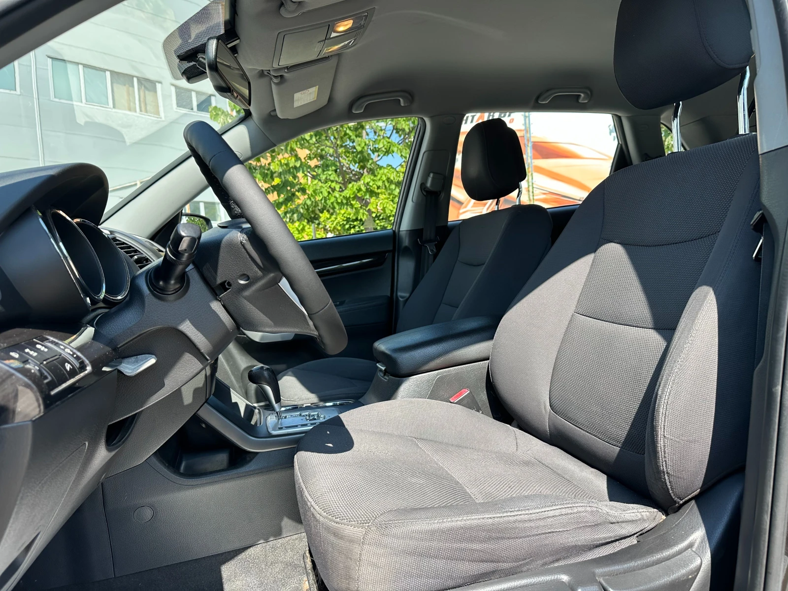 Kia Sorento 2.2/Автоматик/4х4 - изображение 8
