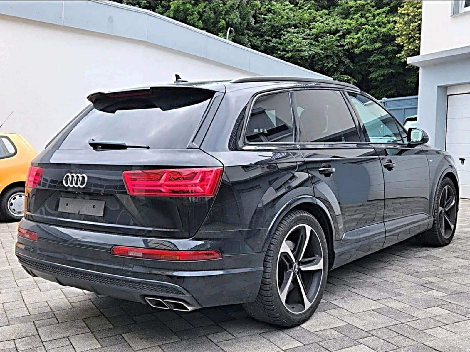 Audi SQ7 OЧАКВАН ВНОС Audi SQ7 EXCLUSIVE* CAM* DIGITAL - изображение 4