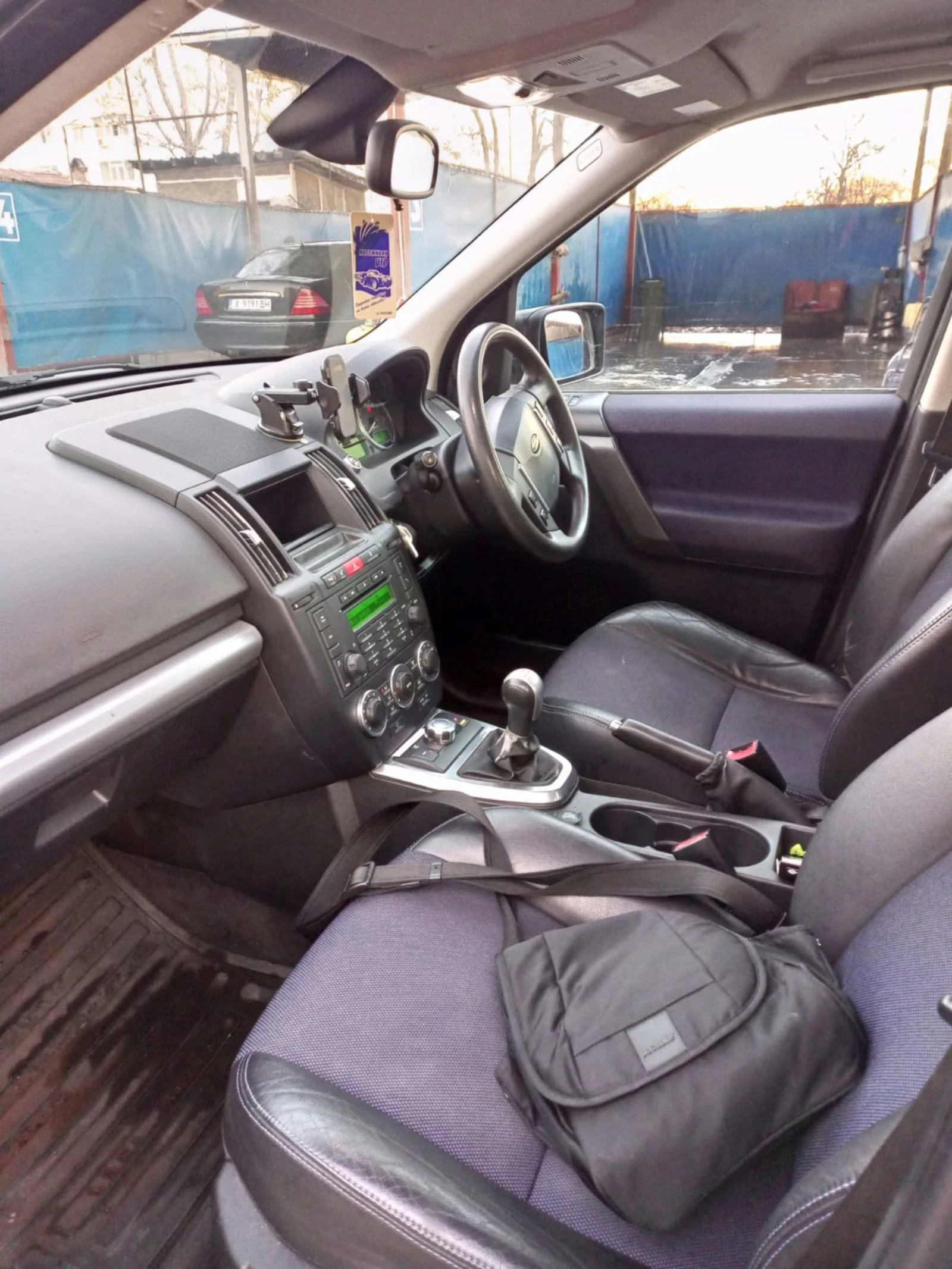 Land Rover Freelander 2.2 HSE TD4 - изображение 9