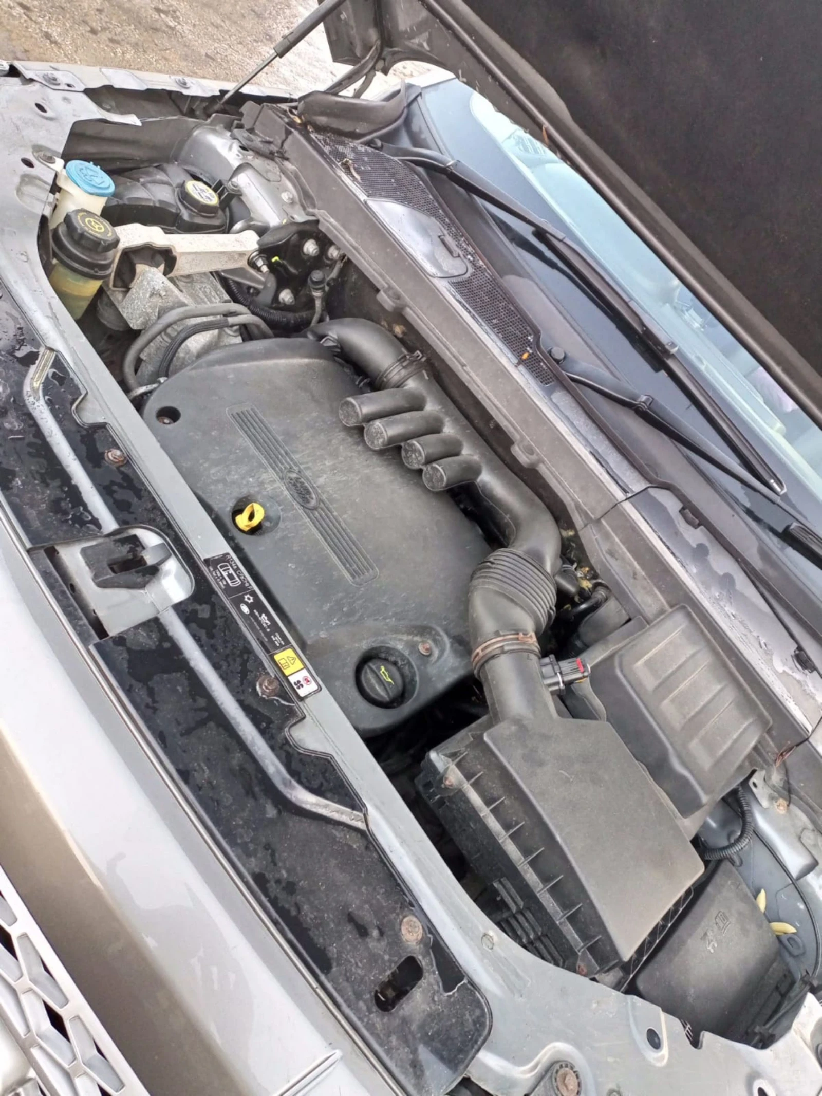 Land Rover Freelander 2.2 HSE TD4 - изображение 10