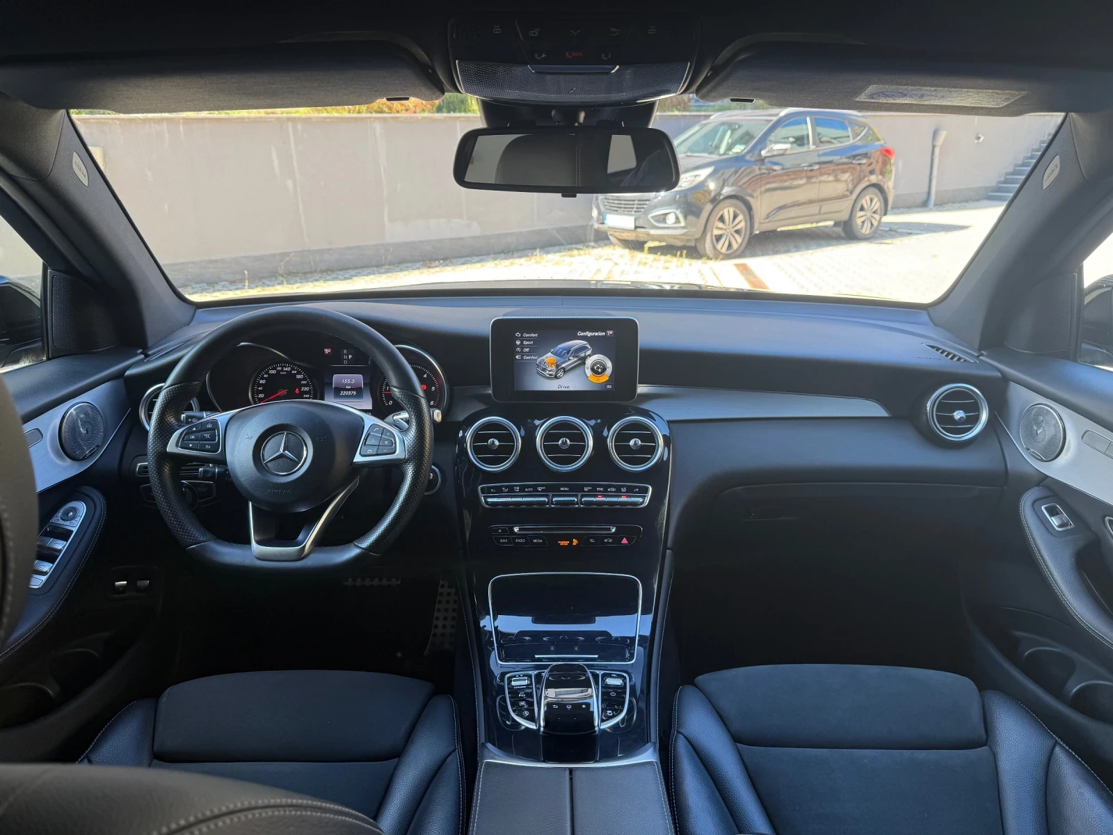 Mercedes-Benz GLC 220 d 4Matic/AMG LINE/MULTIBEAM/DYNAMICSELECT/9G-Troni | Mobile.bg — изображение 12