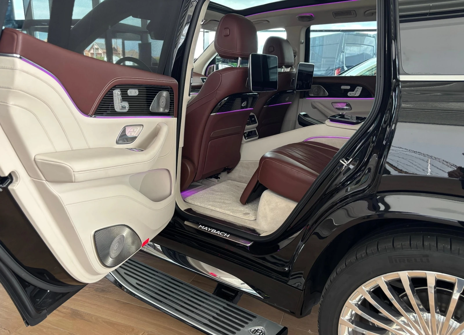 Mercedes-Benz GLS 600 Maybach - изображение 10