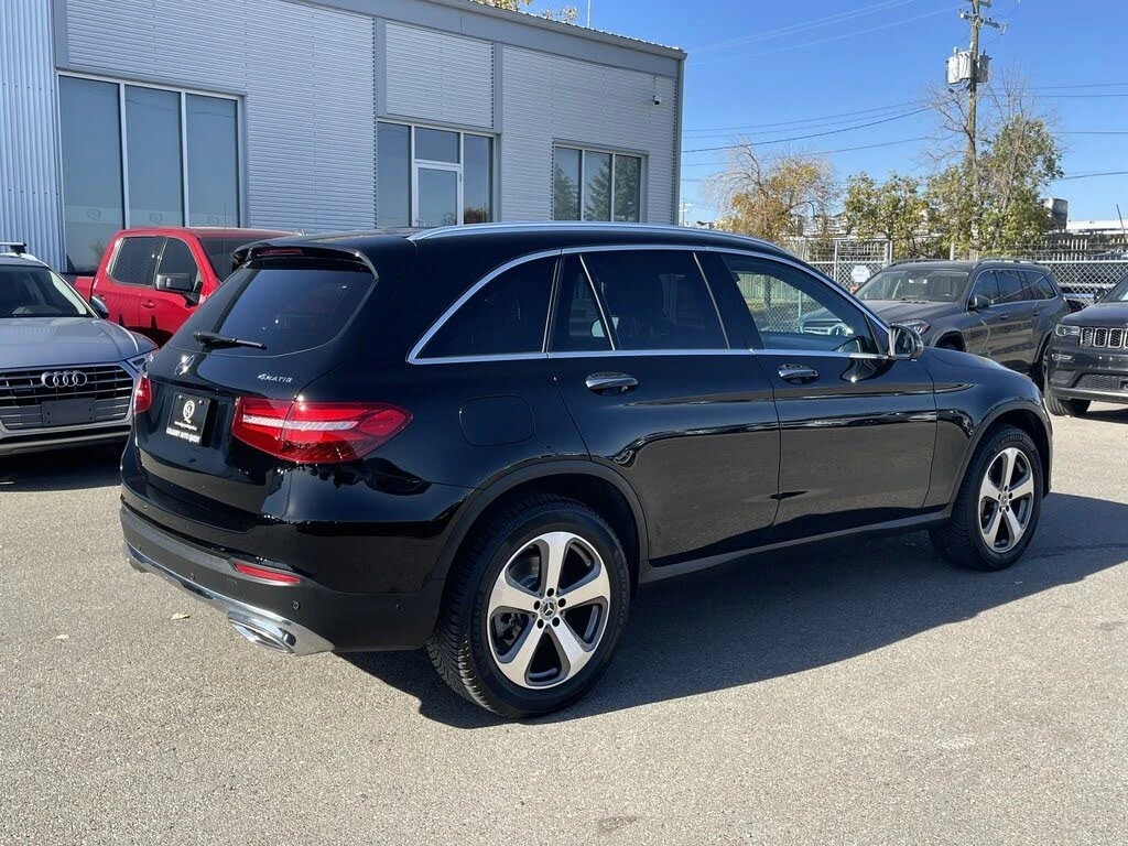Mercedes-Benz GLC 300 4MATIC* KEYLESS* 360 CAM* ПАНОРАМА* МЪРТВА ТОЧКА - изображение 6