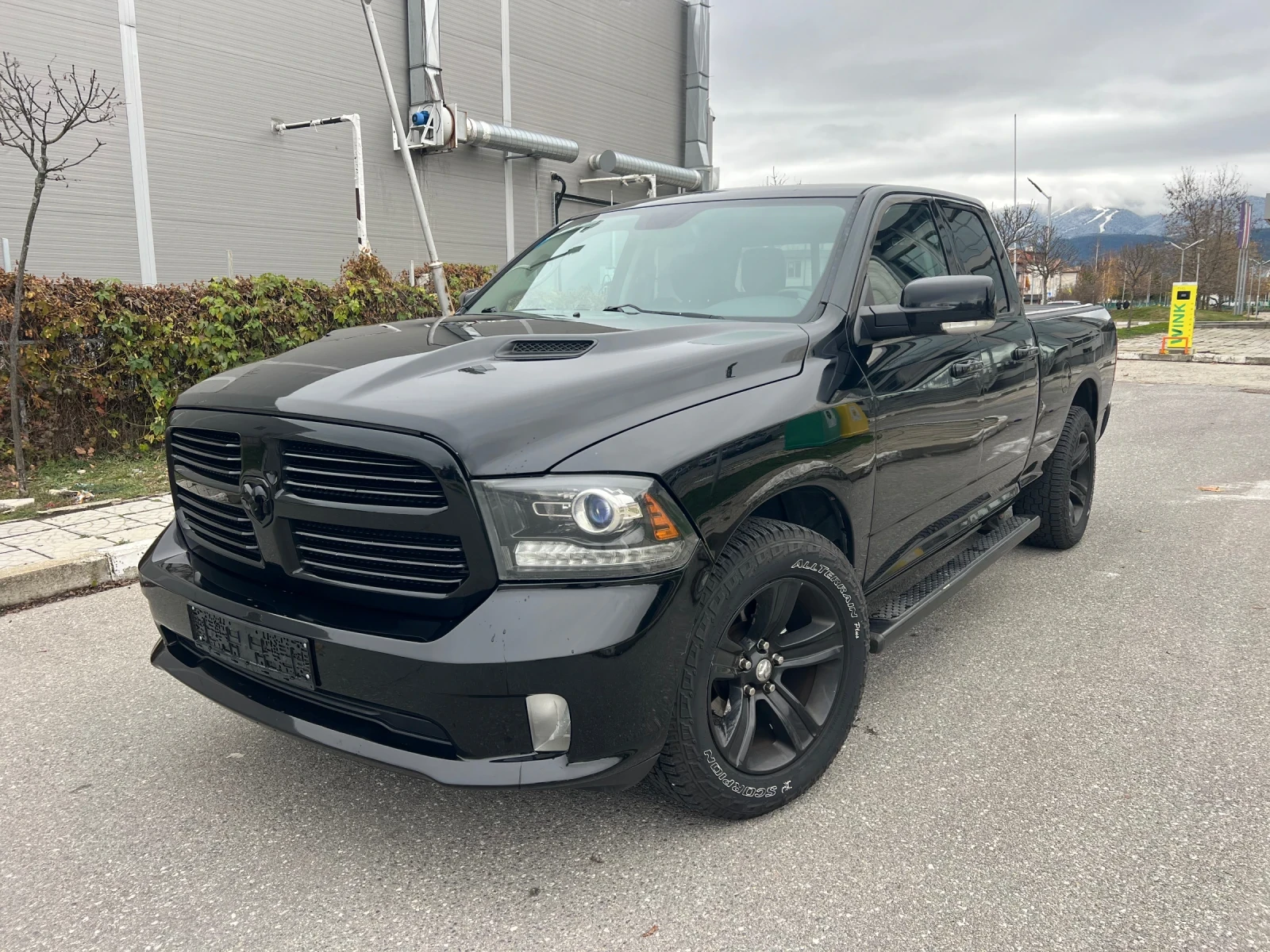 Dodge RAM 1500 4х4 Sport Европейски - изображение 4