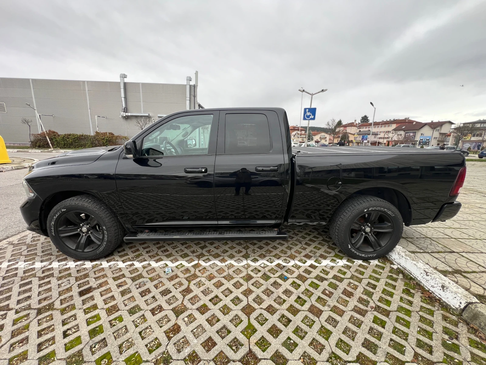 Dodge RAM 1500 4х4 Sport Европейски - изображение 5