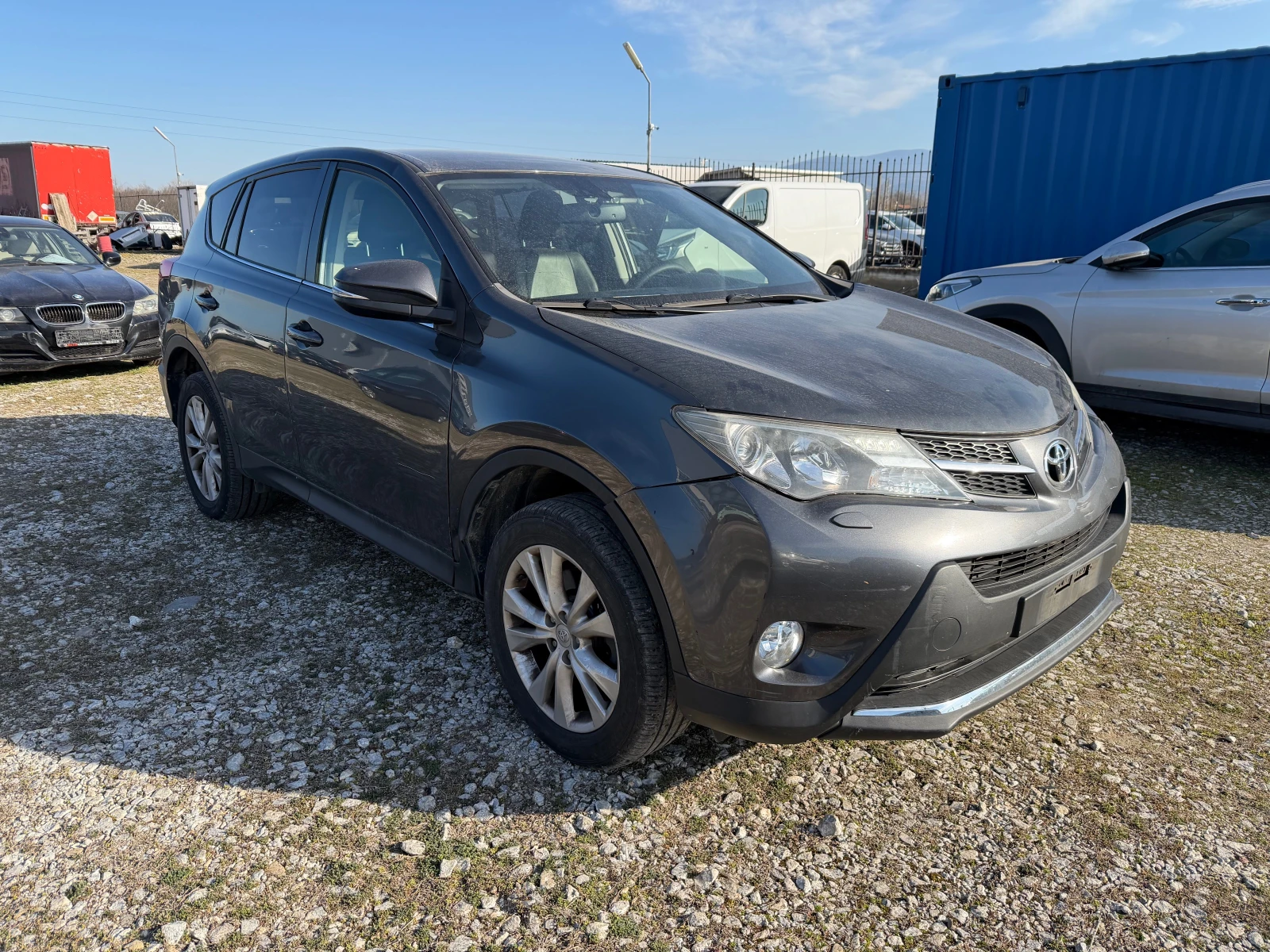 Toyota Rav4 2.2 D4D , снимка 3 - Автомобили и джипове - 53795656