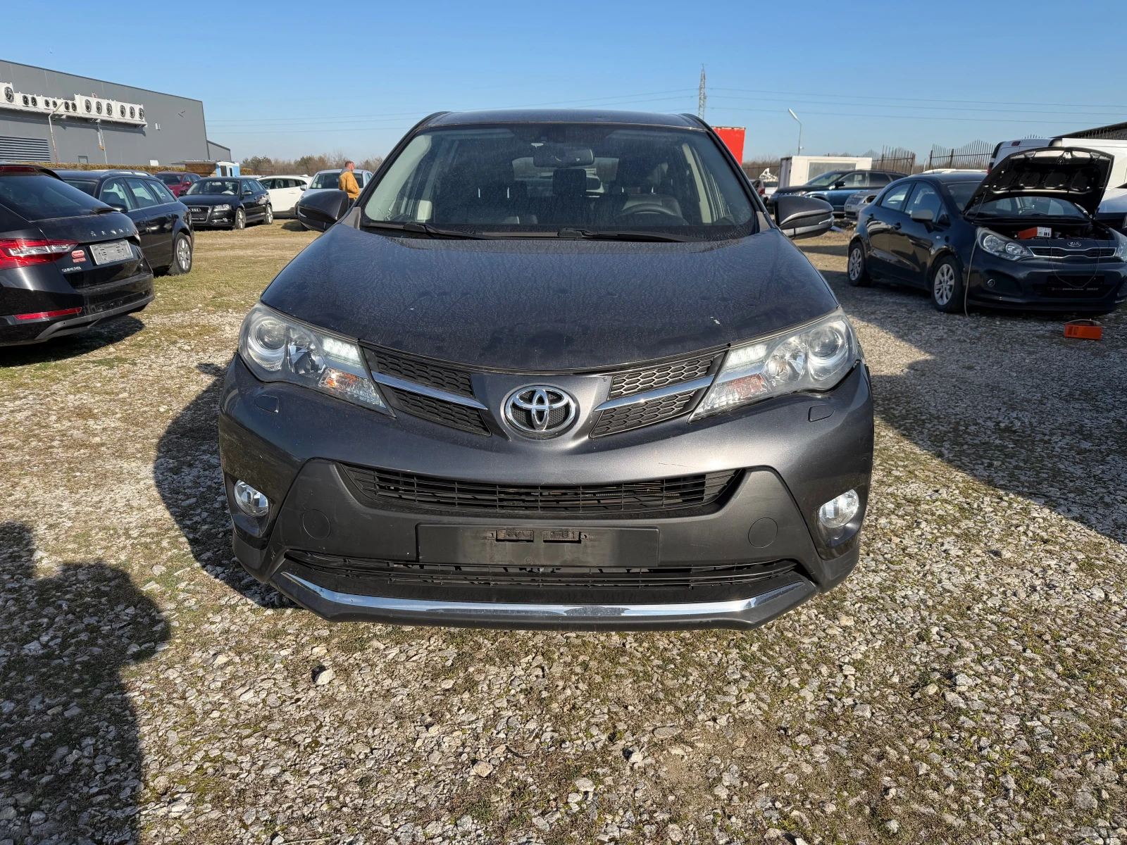 Toyota Rav4 2.2 D4D , снимка 2 - Автомобили и джипове - 53795656