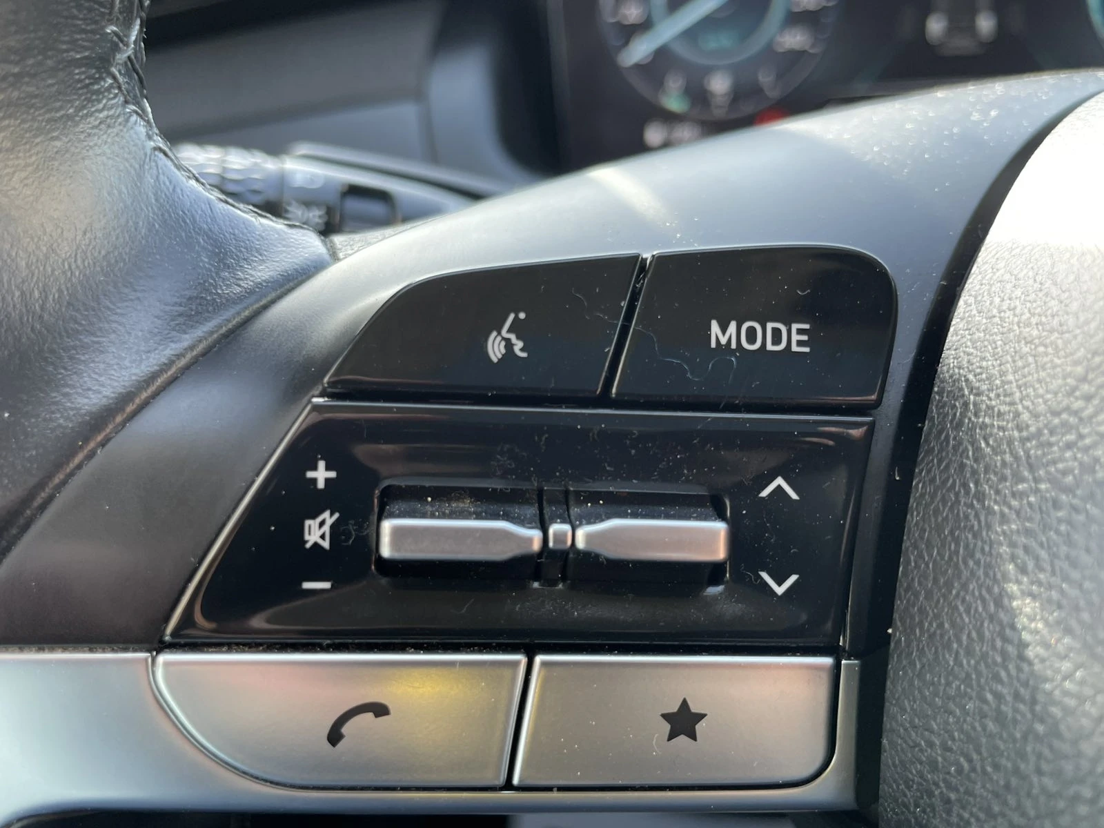 Hyundai Tucson MiHEV 16T 48V 180hp 4WD 7DCT, снимка 14 - Автомобили и джипове - 53828007