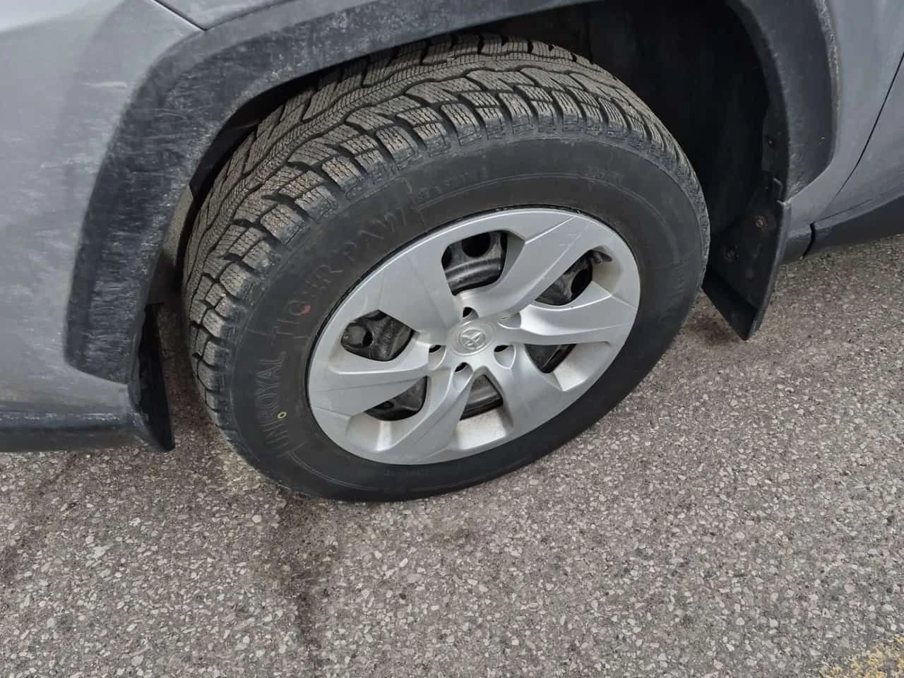 Toyota Rav4 * LE * 2 БРОЯ ГУМИ * БЕЗ ИНЦИДЕНТИ * , снимка 7 - Автомобили и джипове - 54111175