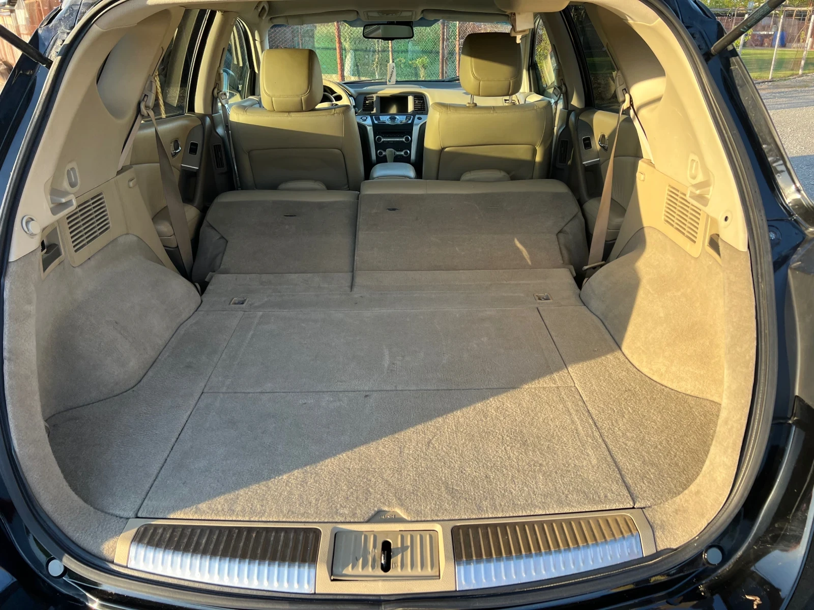 Nissan Murano, снимка 17 - Автомобили и джипове - 54358887