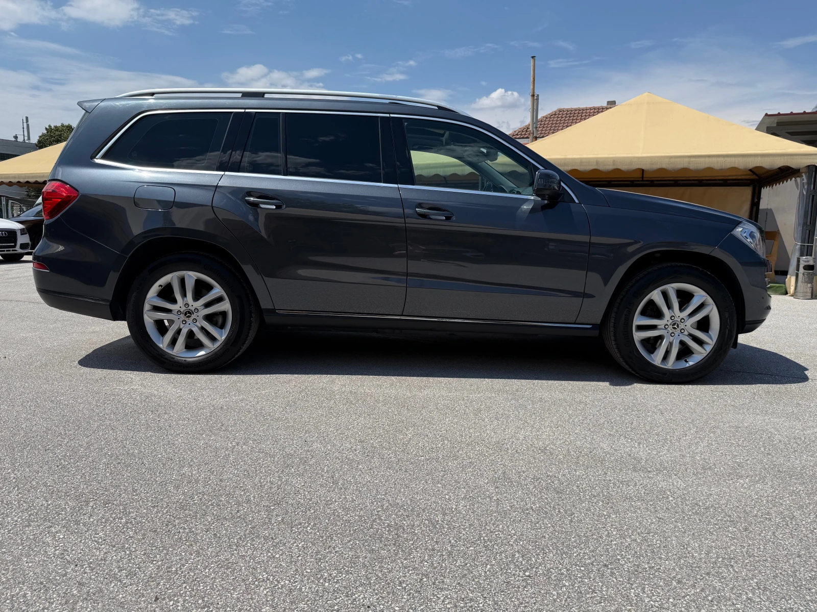 Mercedes-Benz GL 350 d 4-MATIC FULL MAX EXTRI !!! 100% PEAЛНИ КИЛОМЕТРИ, снимка 4 - Автомобили и джипове - 55011186