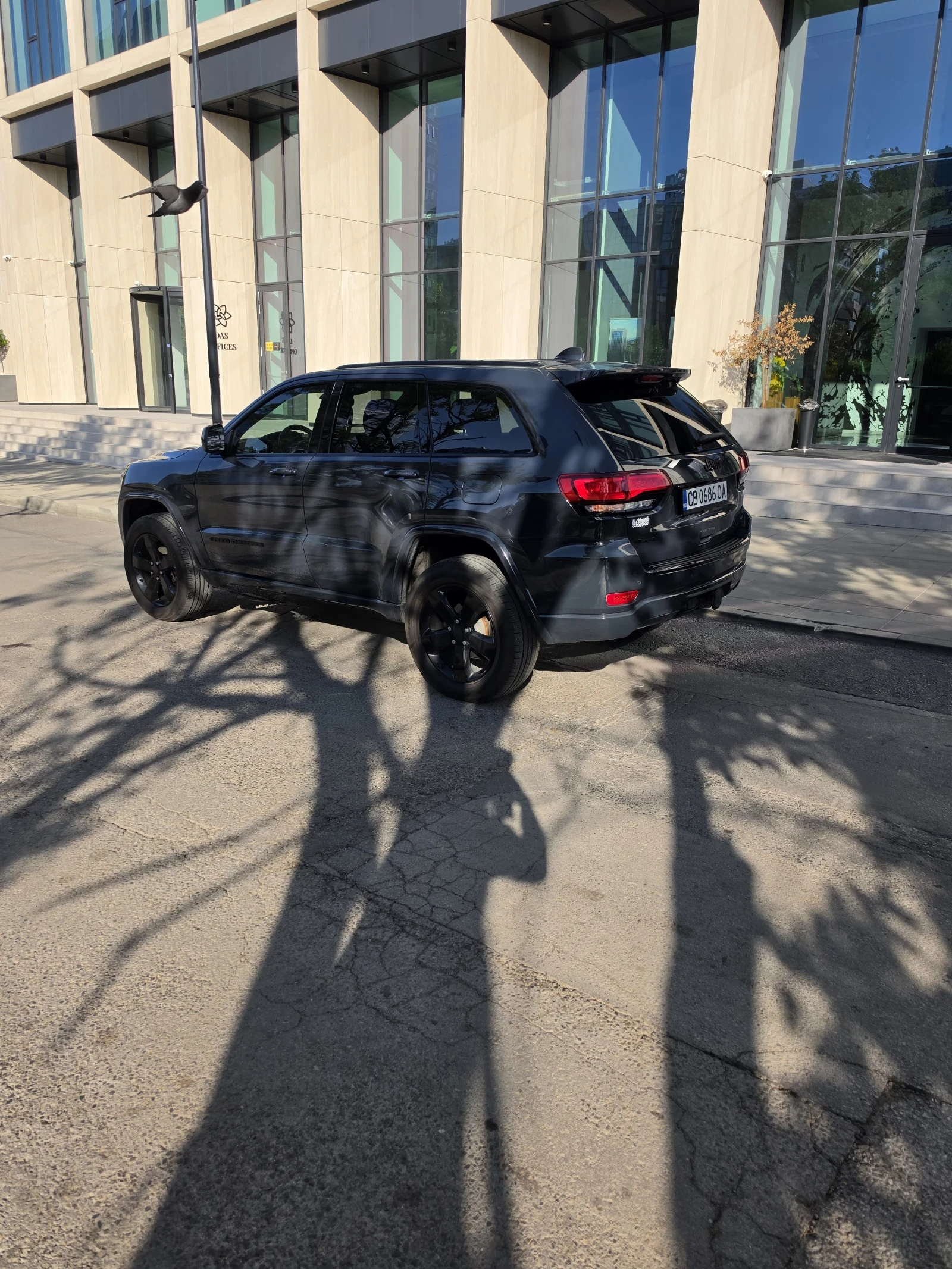 Jeep Grand cherokee 3.6 Altitude, снимка 2 - Автомобили и джипове - 55100926