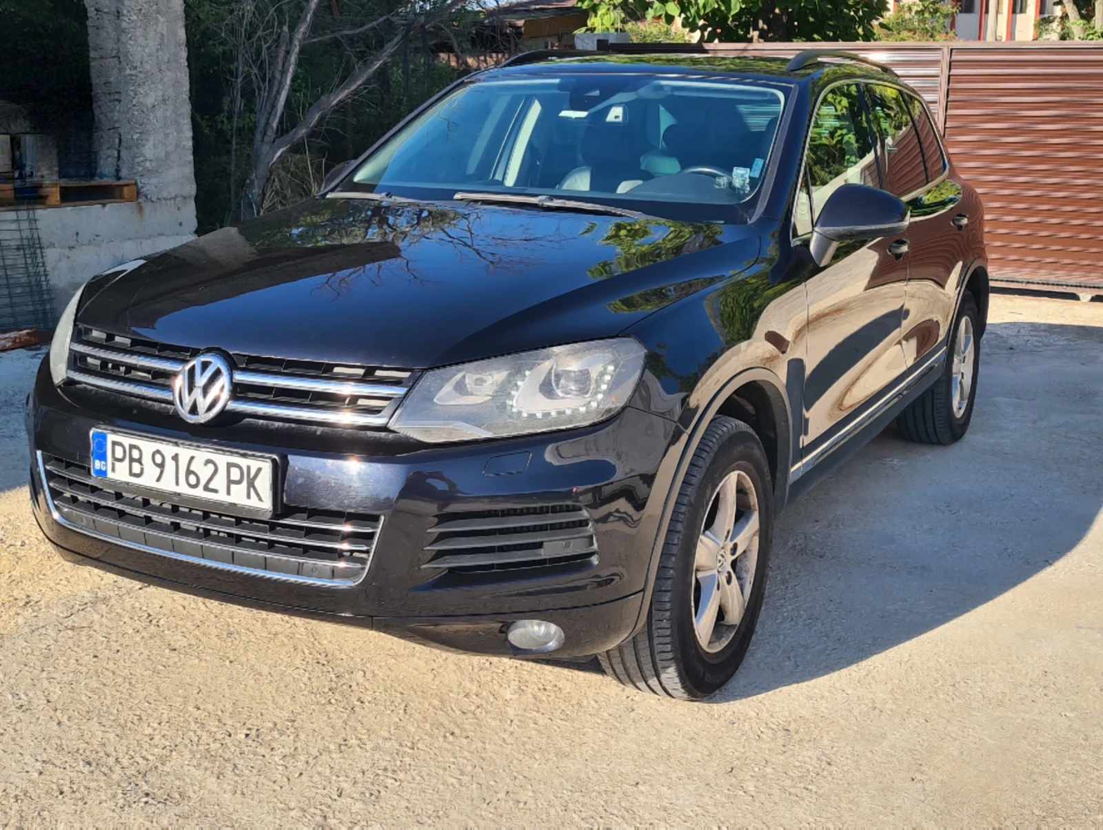 VW Touareg, снимка 2 - Автомобили и джипове - 55323673